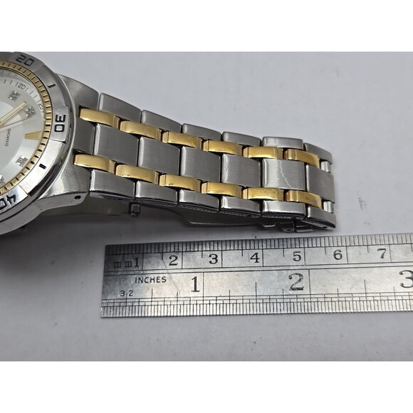 Relic by Fossil Gold Silver Two Tone Diamond Date Watch 50M Quartz New Battery - Picture 10 of 12